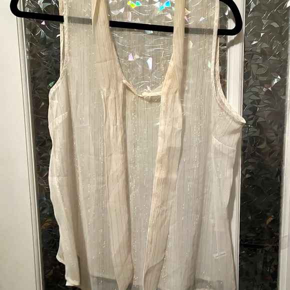 New York & Company white and gold sleeveless blouse M - Picture 4 of 9